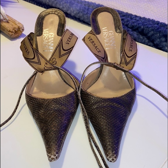 VERSACE Heels - Picture 3 of 15